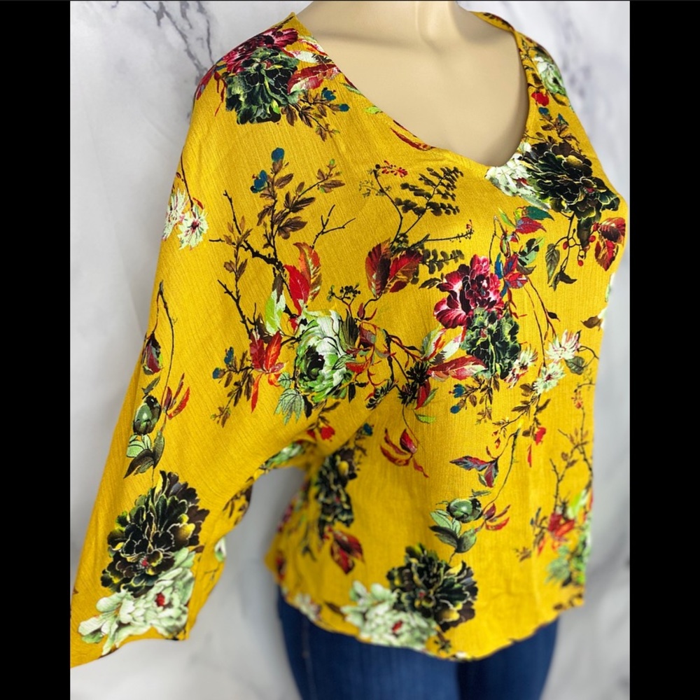 Shein Flower Print Split Sleeve Tie Back Top